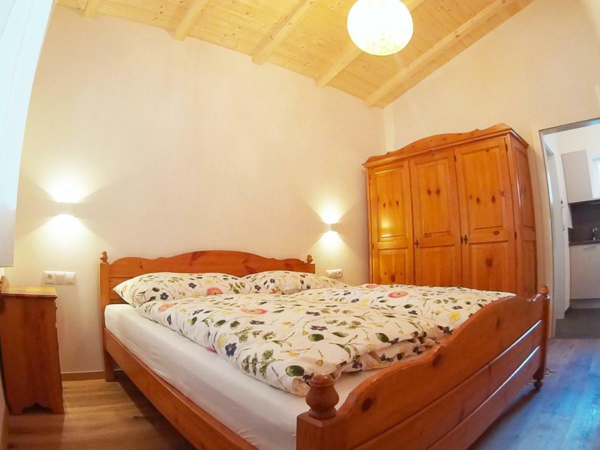 Apartment Zimat Chienes Luaran gambar