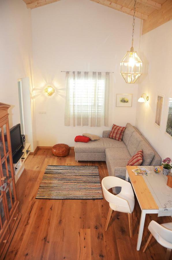 Apartment Zimat Chienes Luaran gambar